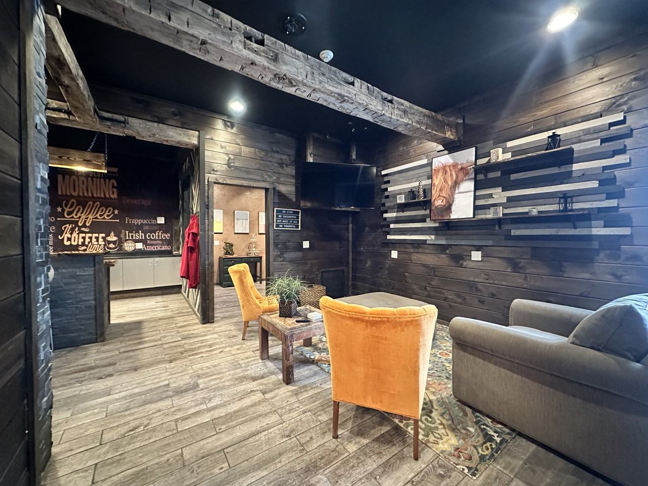 6450 Main St #3 - Photo 5 of 14