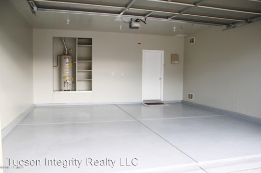 5752 W King Snake Dr - Photo 3 of 12