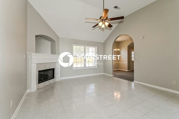 4489 Poppenheimer Way - Photo 3 of 17