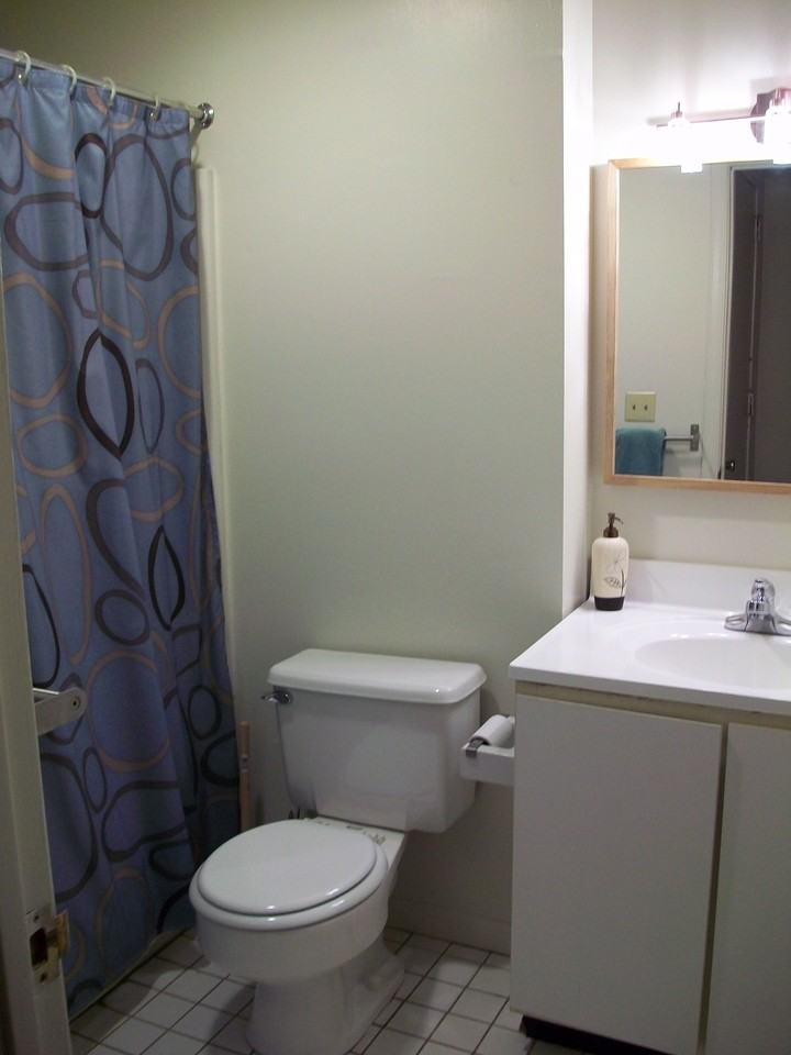 03 - 323 S 12th St - Photo 2 of 11