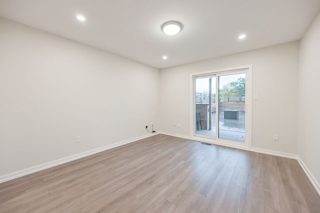 1600 Bloor Street West - Photo 4 of 7
