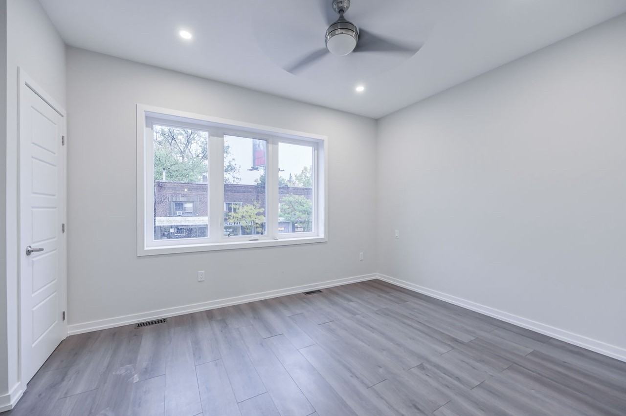 1600 Bloor Street West - Photo 3 of 7