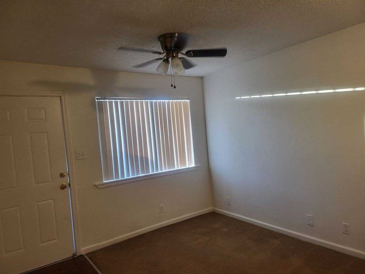 West Seventh Street Apartments - Photo 3 of 21