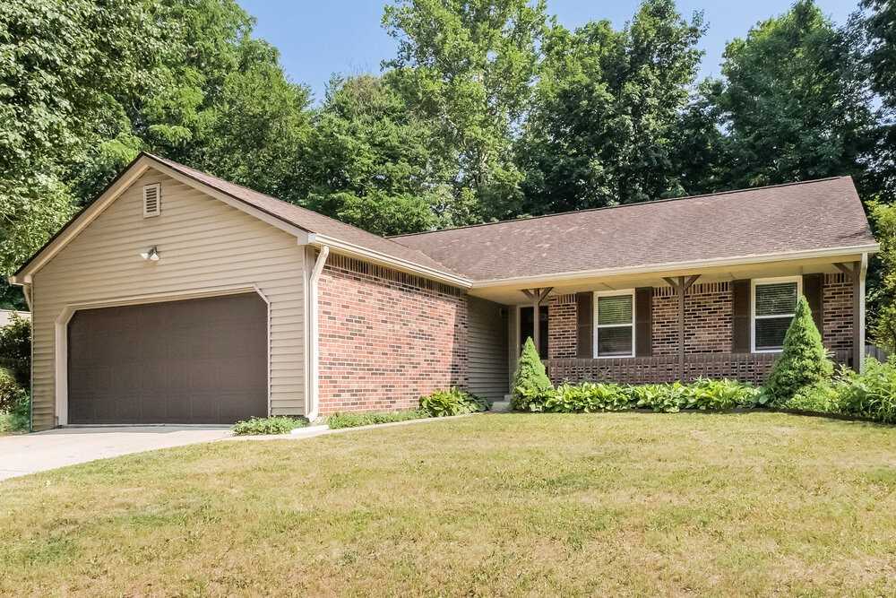 4419 Deerview Ct - Photo 3 of 16