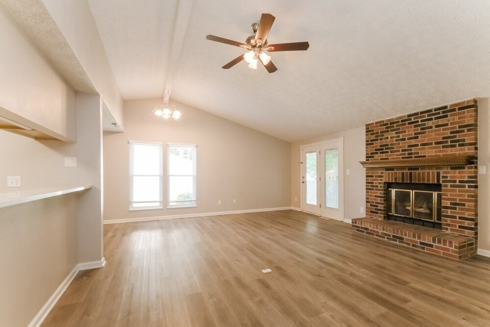 4419 Deerview Ct - Photo 7 of 16