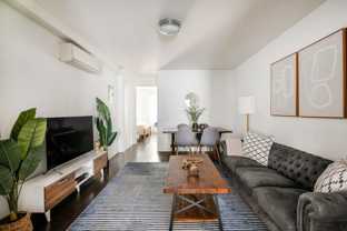 359 W 39th St - Photo 1 of 1