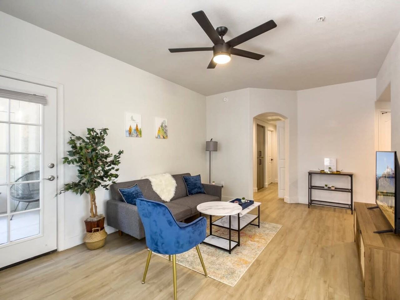 14201 North 70th Way - Photo 2 of 112