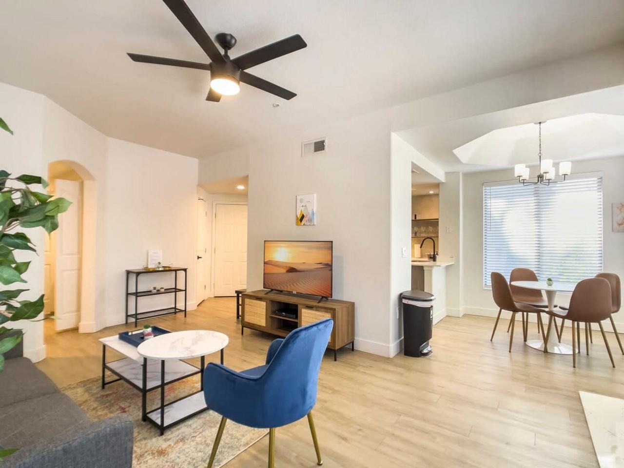 14201 North 70th Way - Photo 3 of 112