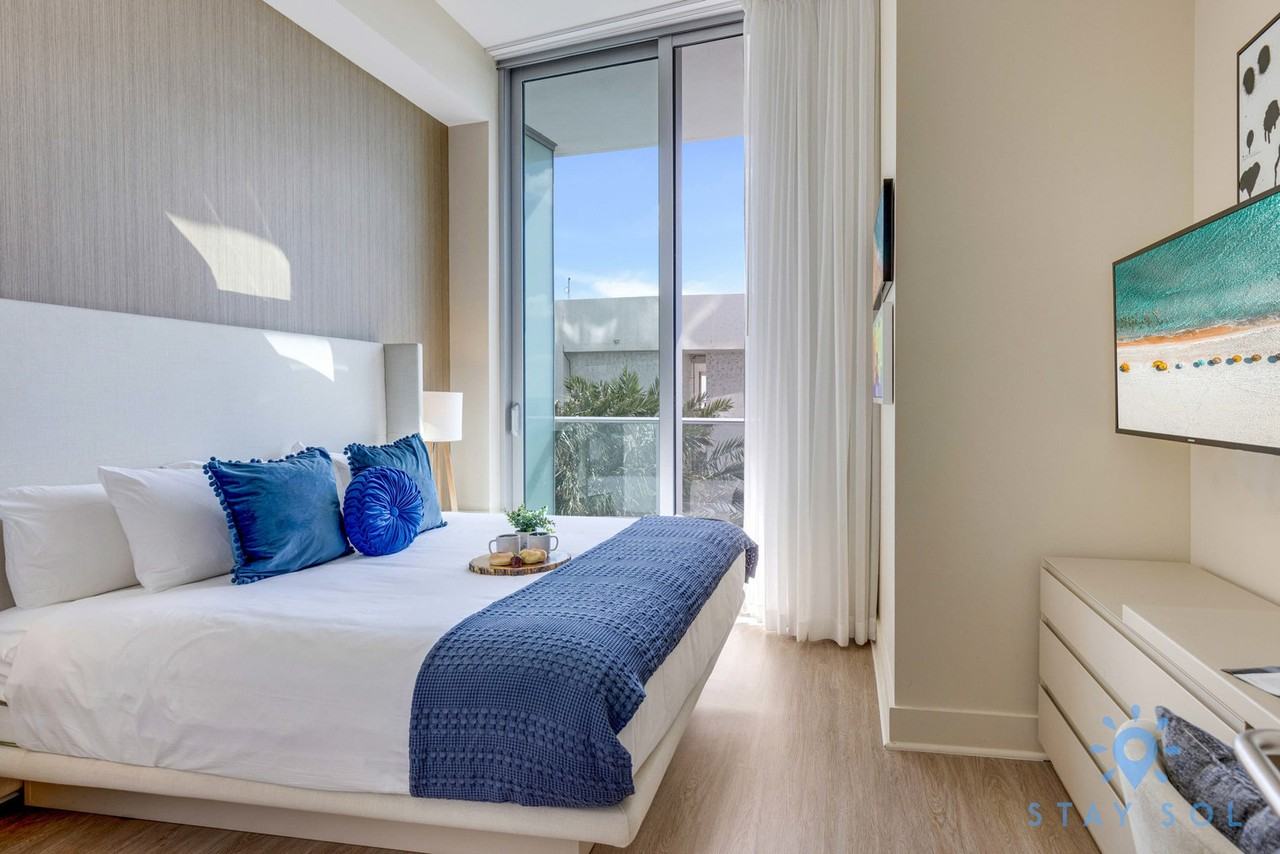 4111 South Ocean Drive - Photo 7 of 50