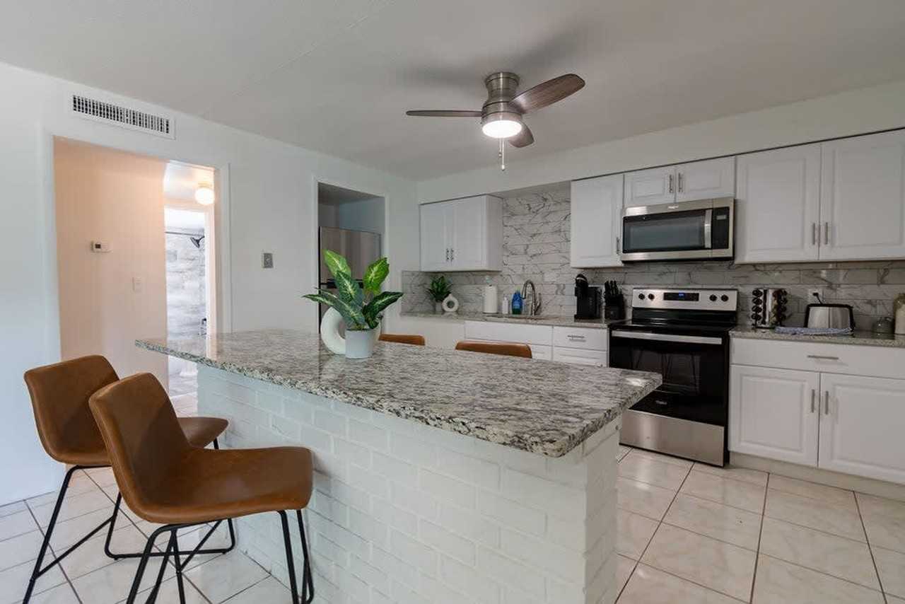 505 Fillmore Ave #1044349P - Photo 2 of 25