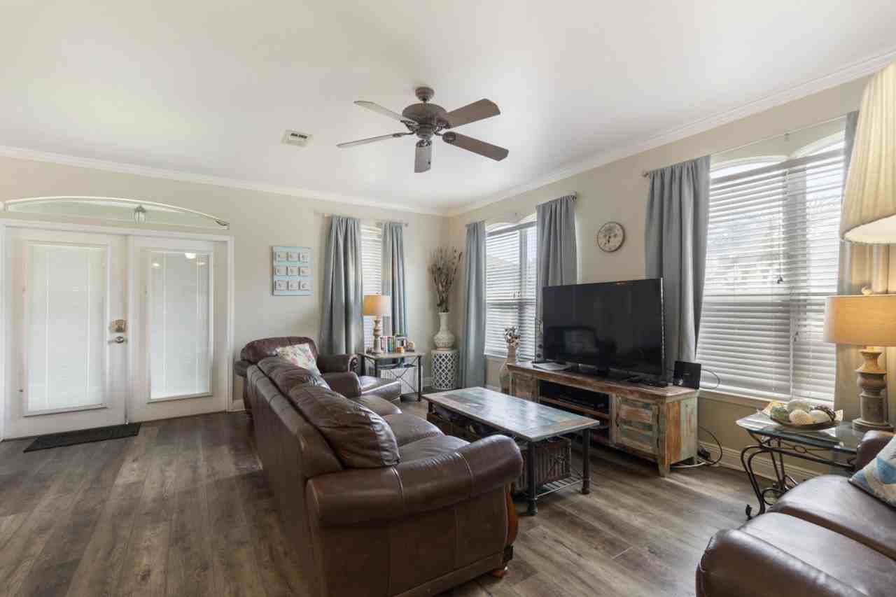 9 Amber Cv #1056192P - Photo 3 of 50