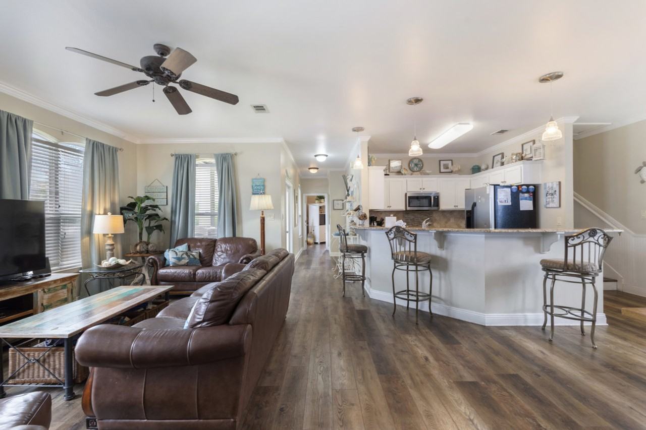 9 Amber Cv #1056192P - Photo 4 of 50