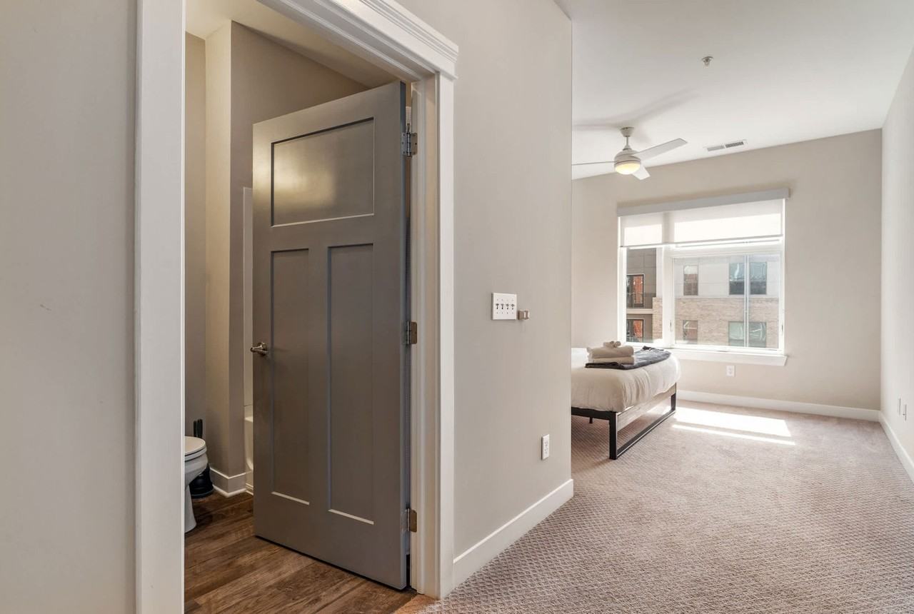 530 Massachusetts Avenue - Photo 4 of 63