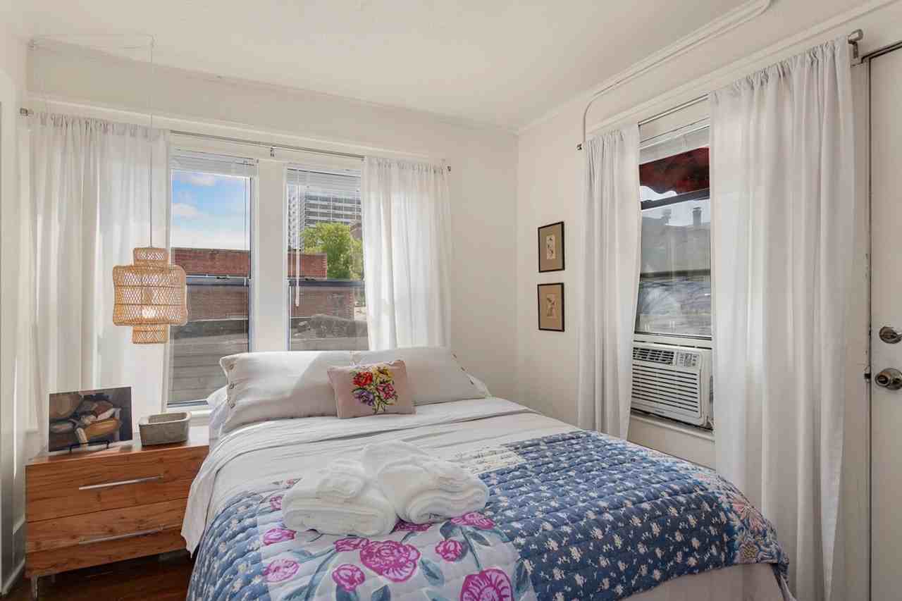 110 W Meadow St #1221801P - Photo 3 of 16