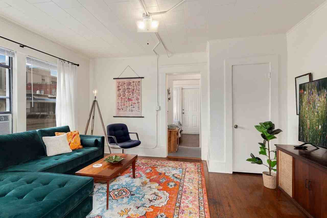 110 W Meadow St #1221801P - Photo 7 of 16