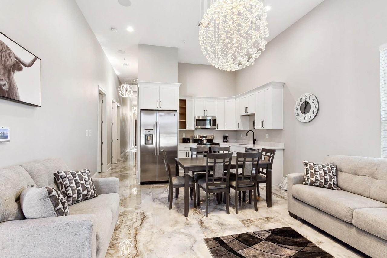 2335 Canal Street - Photo 2 of 28