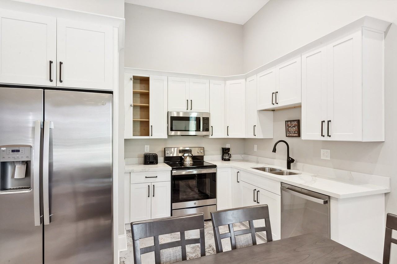 2335 Canal Street - Photo 4 of 28