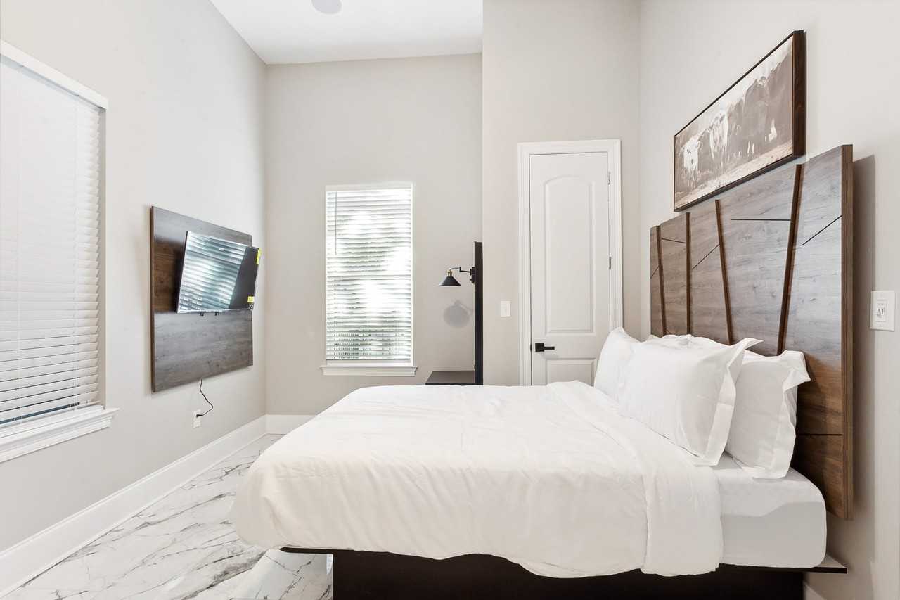 2335 Canal Street - Photo 6 of 28