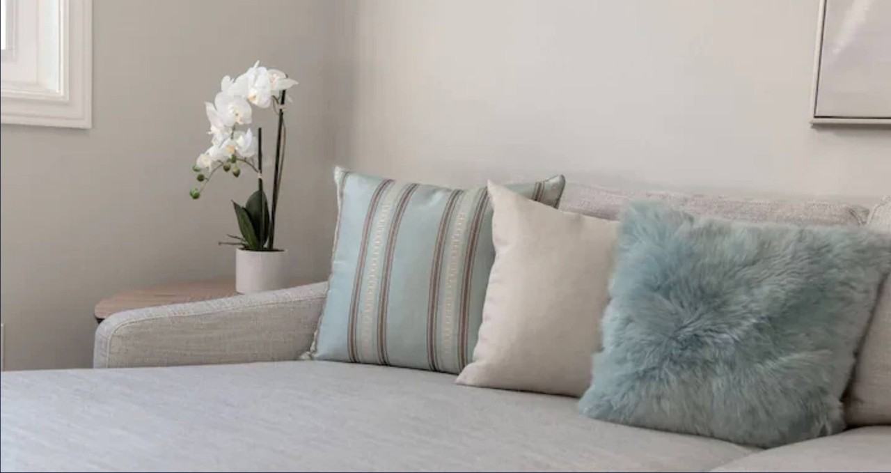 1170 Queen St E #1227127P - Photo 4 of 16