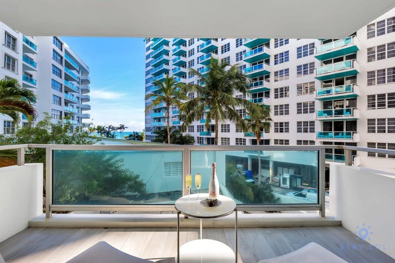 5050 Collins Ave #1227200P - Photo 6 of 17