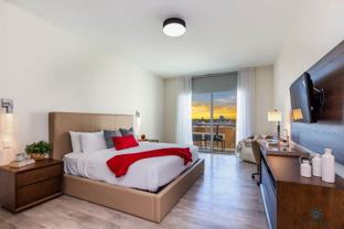 327 Pierce St - Photo 1 of 1