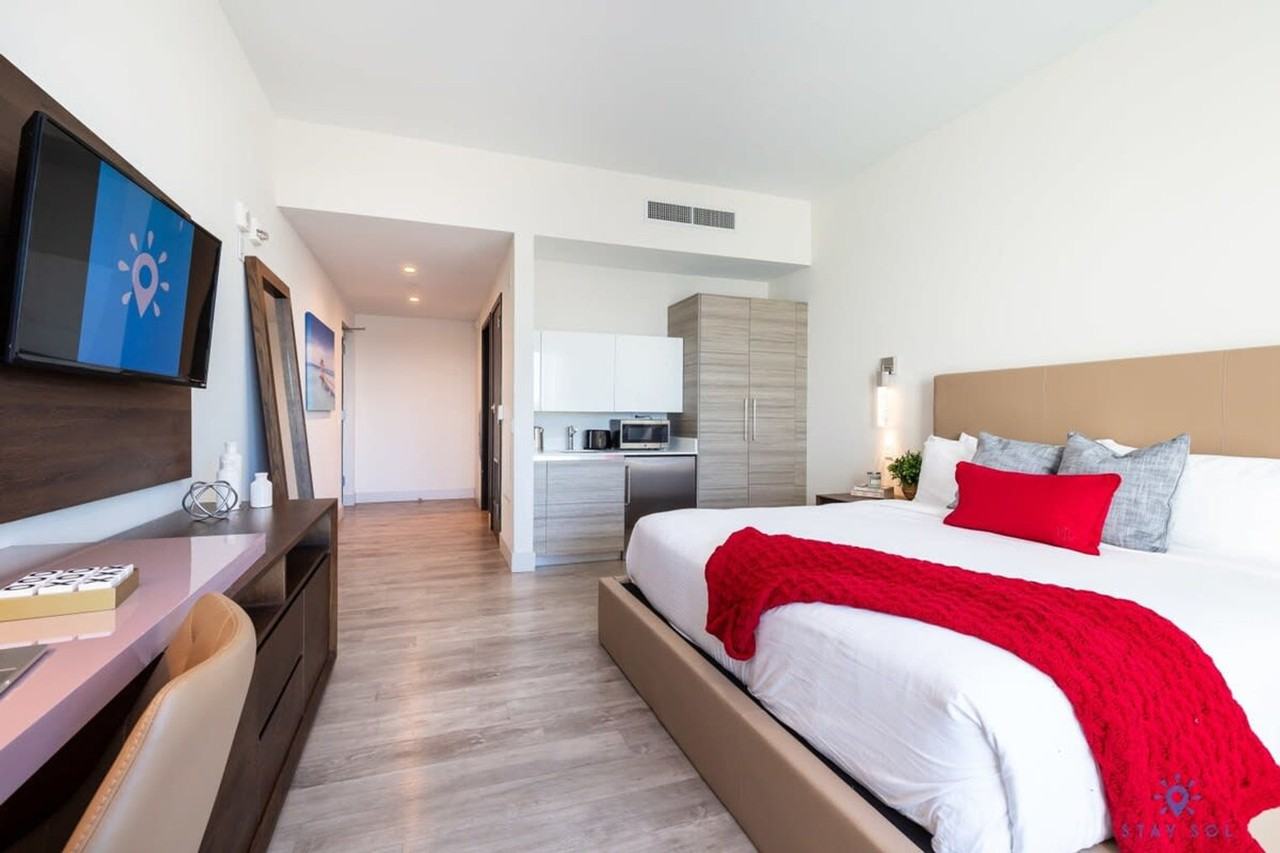 327 Pierce St #1227258P - Photo 4 of 40