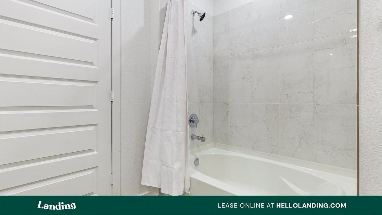 7106 Culebra Commons - Photo 5 of 50