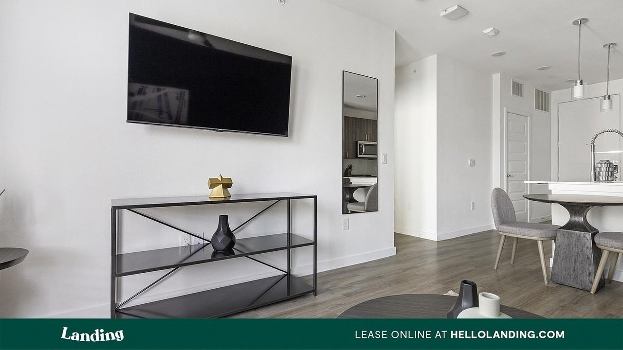 7106 Culebra Commons - Photo 6 of 50