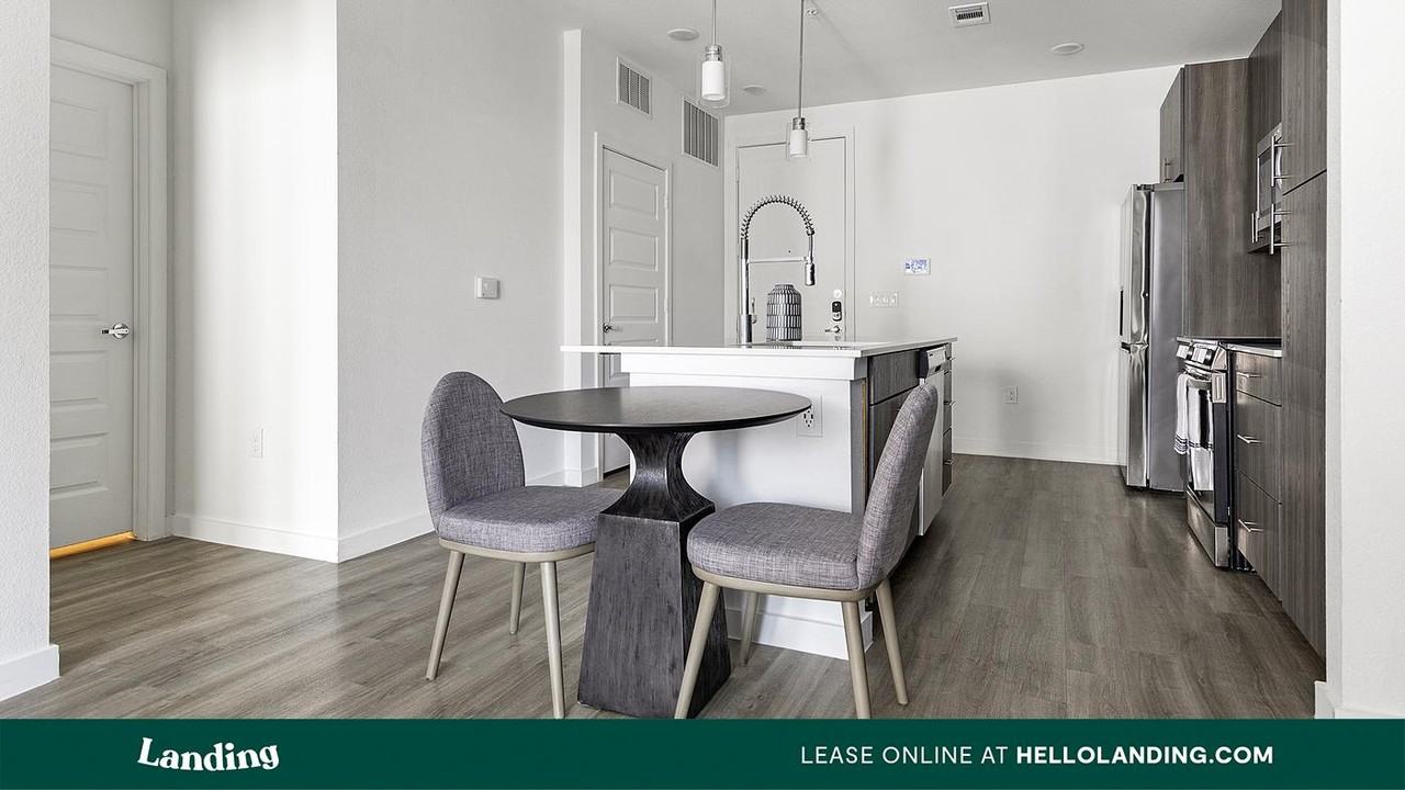 7106 Culebra Commons - Photo 7 of 50