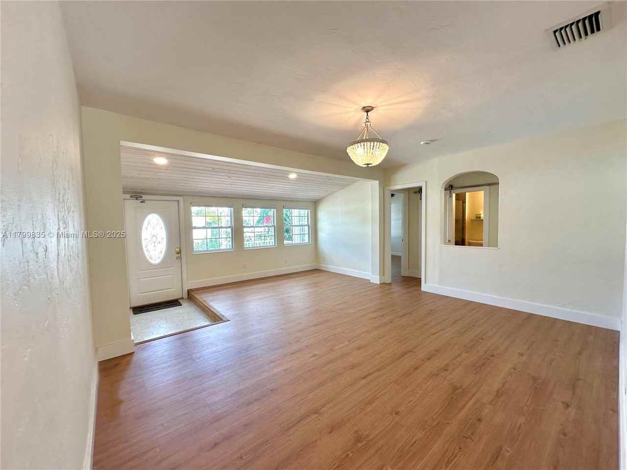 3713 North Flagler Drive - Photo 3 of 15