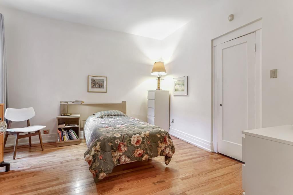 1037 Boulevard Saint-Joseph Est - Photo 3 of 15