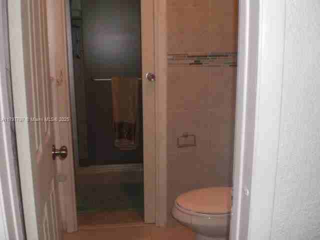 5012 Sw 90th Way - Photo 3 of 15