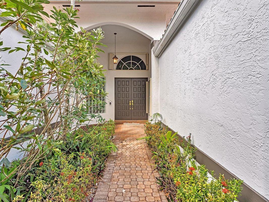 3420 Washington Ln - Photo 2 of 24