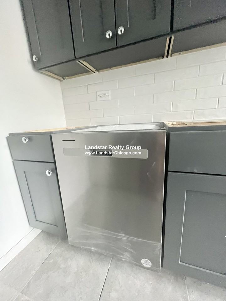 Ivanhoe Ave & 25th Ave #8 - Photo 2 of 9