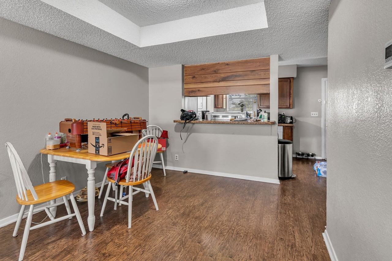 3808-3814 Coates Circle - Photo 6 of 21