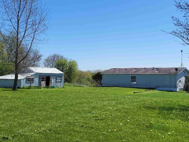 3190 Baker Hwy - Photo 3 of 10