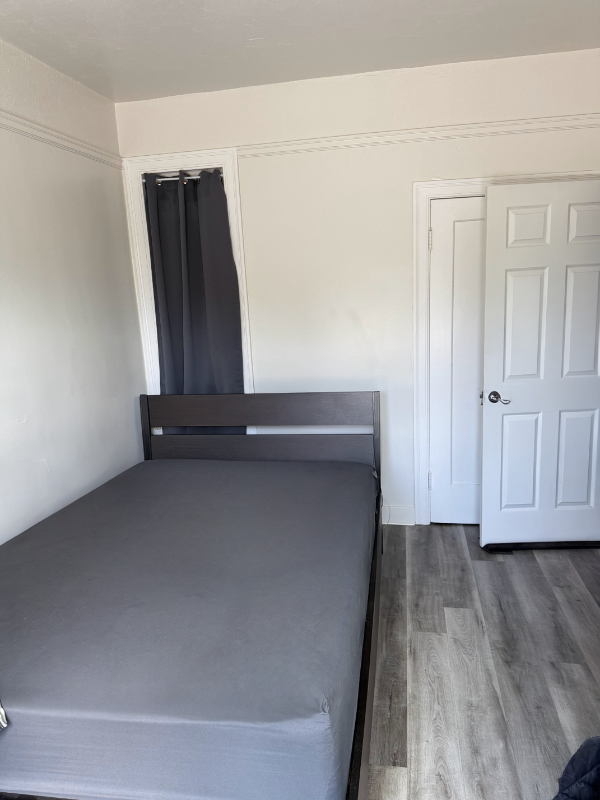 1810 Euclid Avenue #22 - Photo 4 of 7