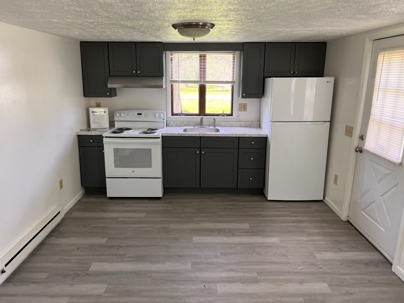 1542 Wilson Rd - Photo 2 of 5
