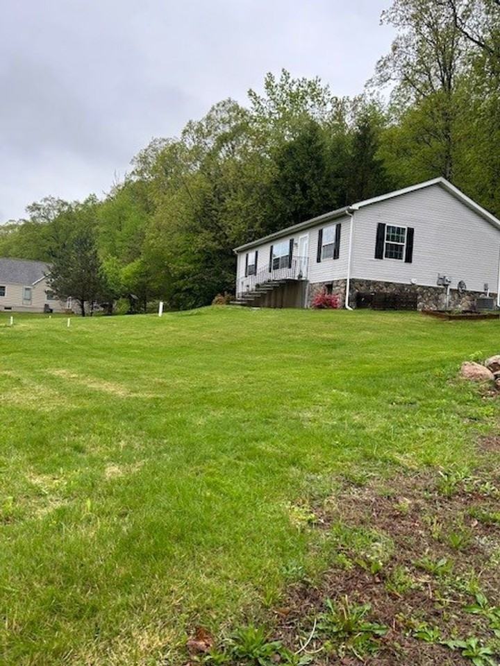 363 Owl Creek Rd - Photo 2 of 20