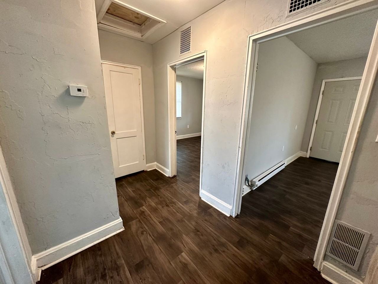 652B Miller Rd - Photo 4 of 7