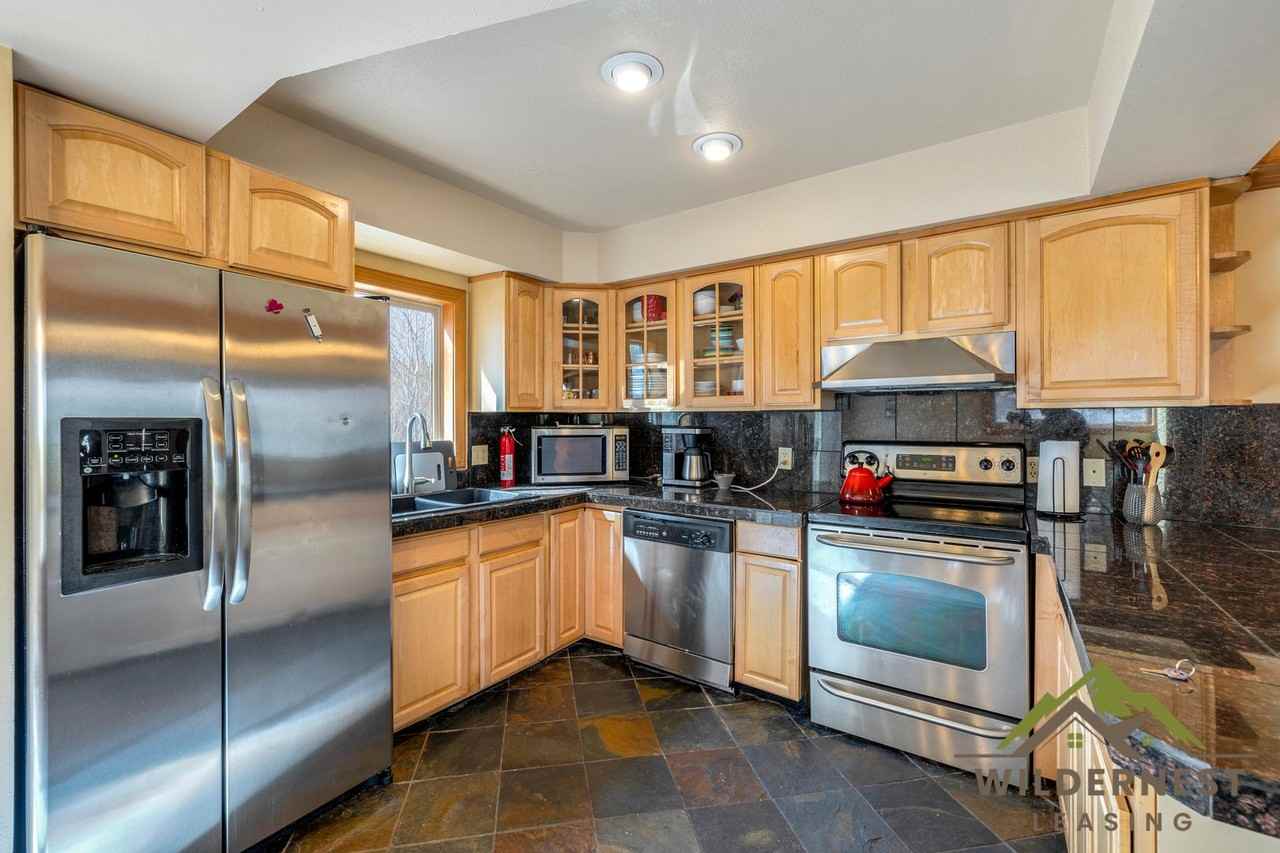 6965 Ryan Gulch Rd - Photo 4 of 26