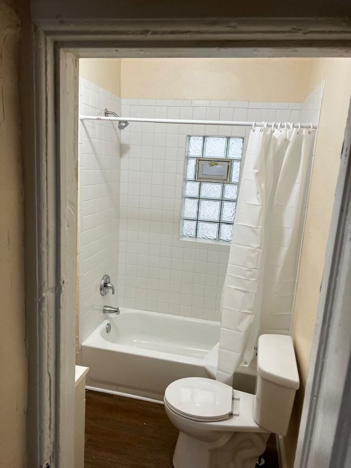 1943 N 24th Pl - Photo 6 of 12
