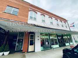 featured image of 315 S Rogers St