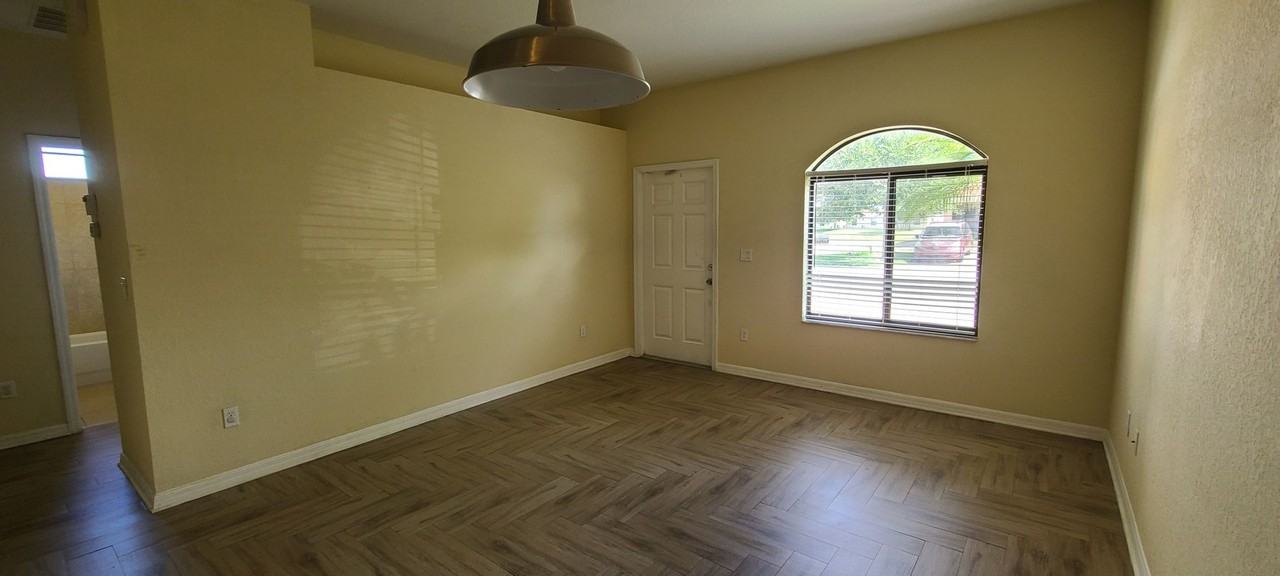 1611 Cumin Dr - Photo 2 of 10