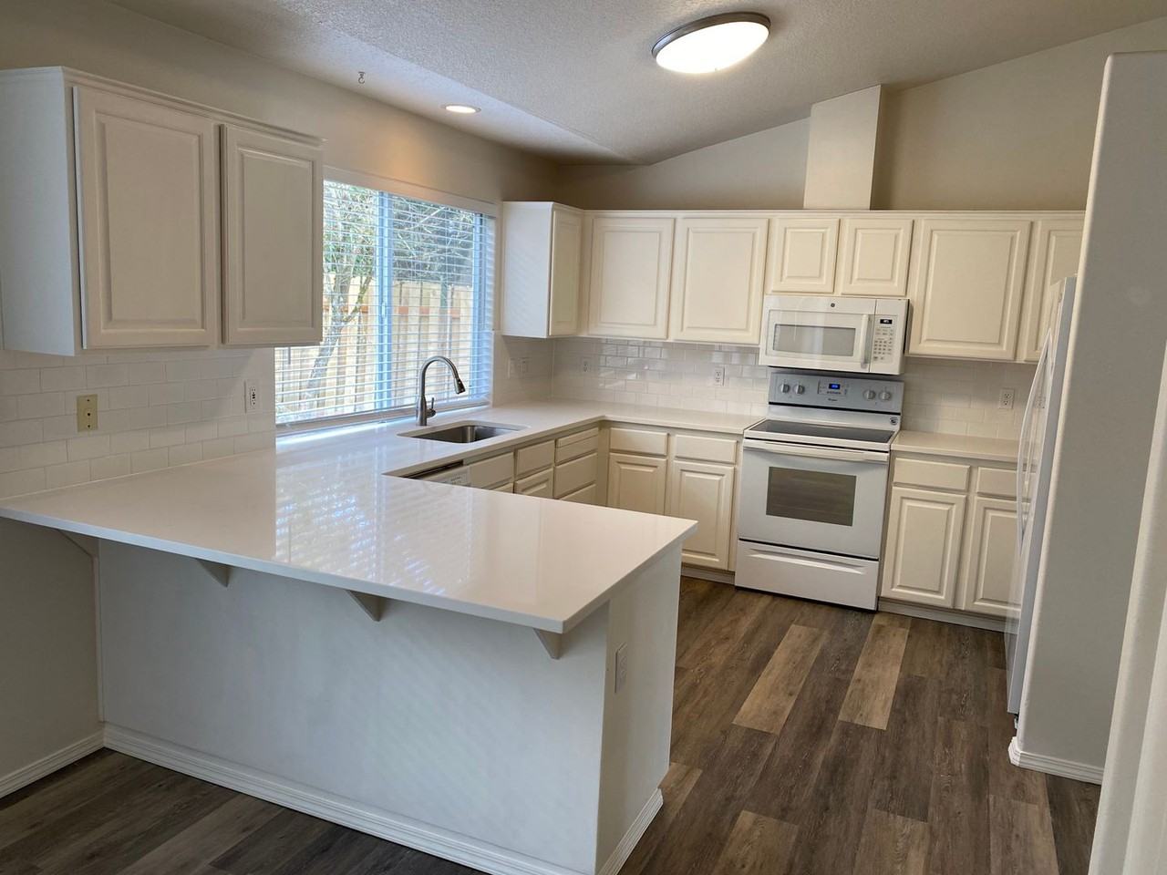 15825 Sw Caldera Ct - Photo 7 of 20