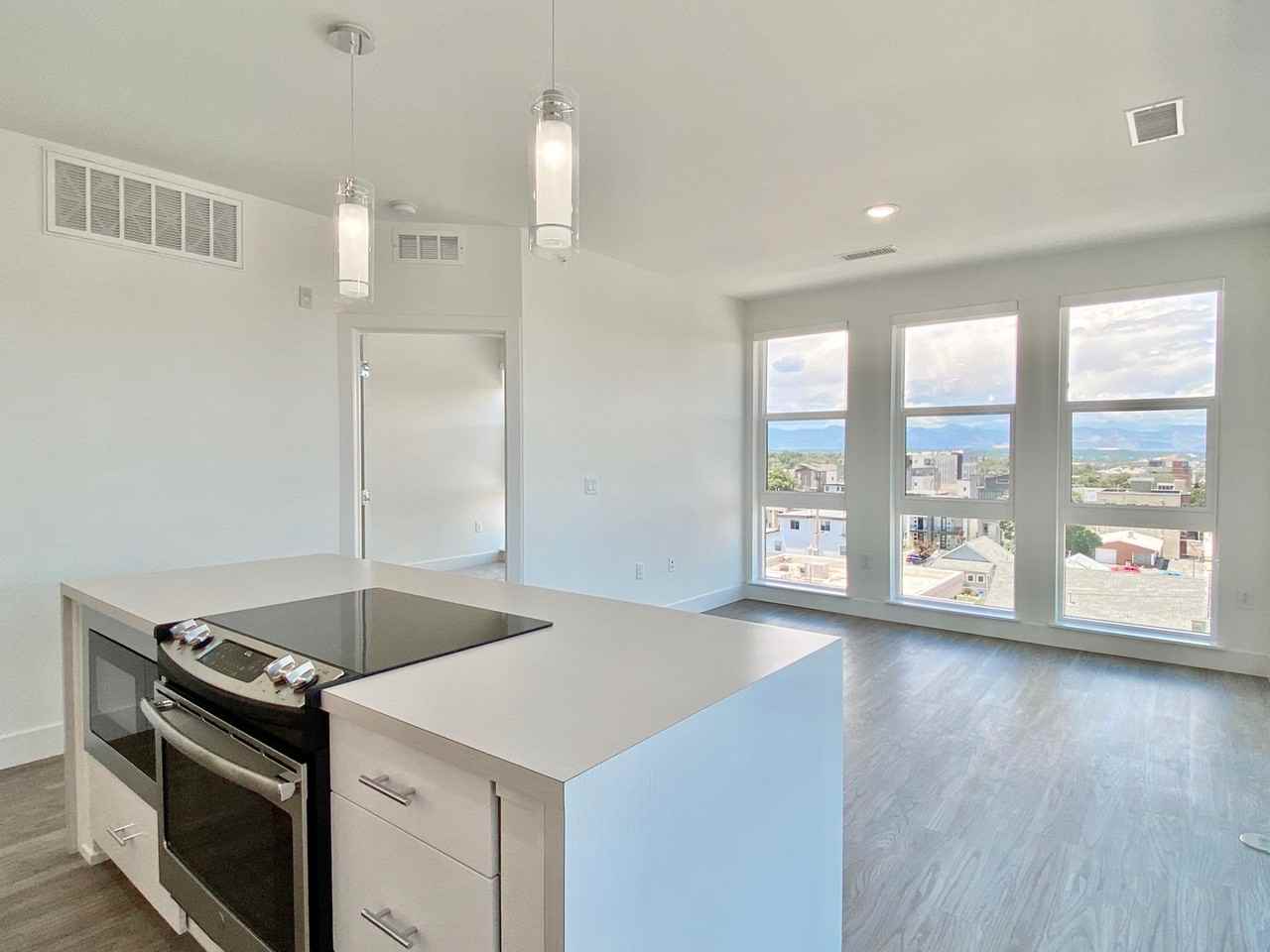 3500 S Corona St #504 - Photo 4 of 38