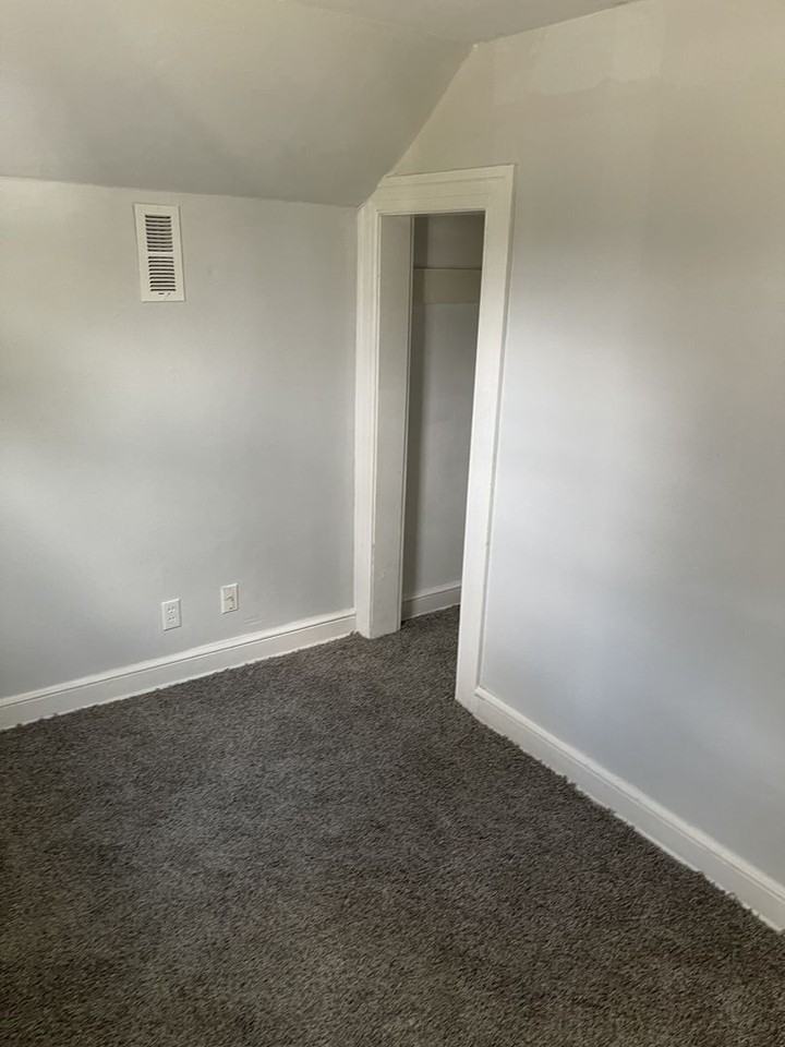 8 Ansell Ave - Photo 2 of 20