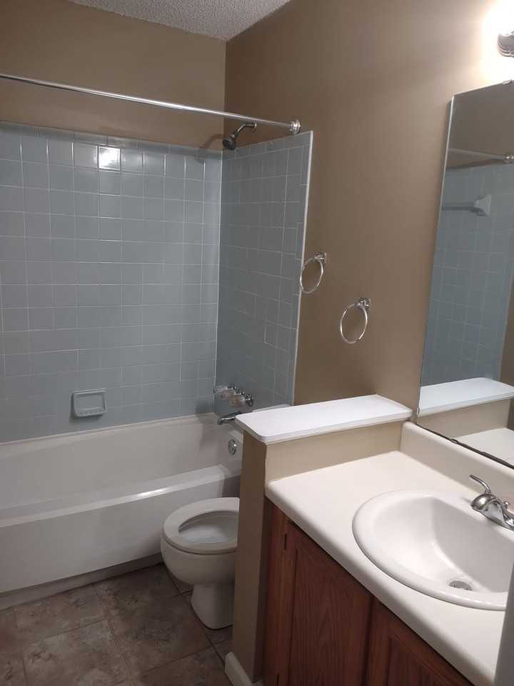 202 Hookston Way - Photo 3 of 23