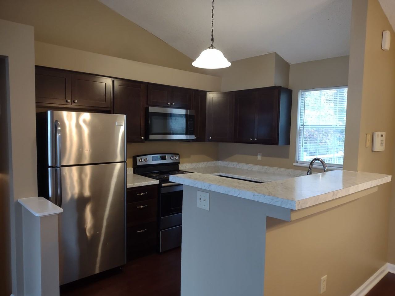 202 Hookston Way - Photo 4 of 23