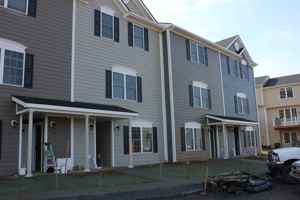featured image of 1427 Taylor Grove Ln #2